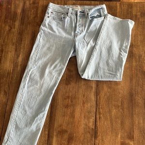 Levis wedgie straight